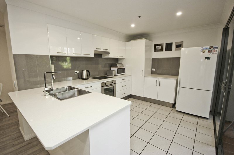 Photo - 6013/7-55 Baildon Street, Kangaroo Point QLD 4169 - Image 2