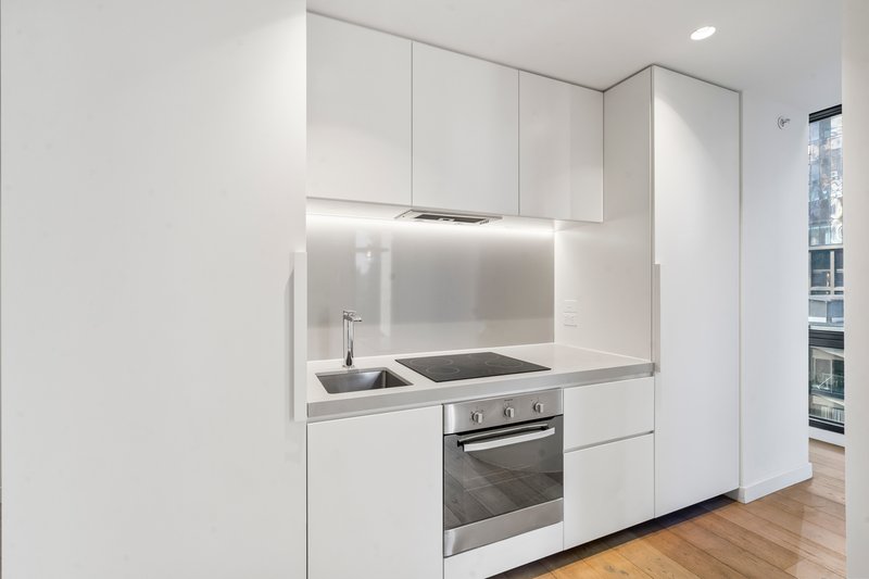 Photo - 601/398 Elizabeth Street, Melbourne VIC 3000 - Image 5