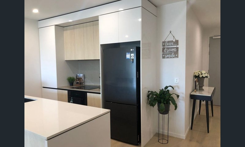 Photo - 60/14 Elizabeth Avenue, Broadbeach QLD 4218 - Image 3