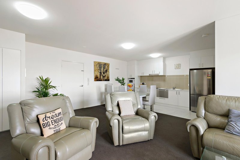 Photo - 60/162 Flemington Road, Harrison ACT 2914 - Image 3