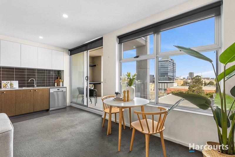 Photo - 601/8 Gheringhap Street, Geelong VIC 3220 - Image 2
