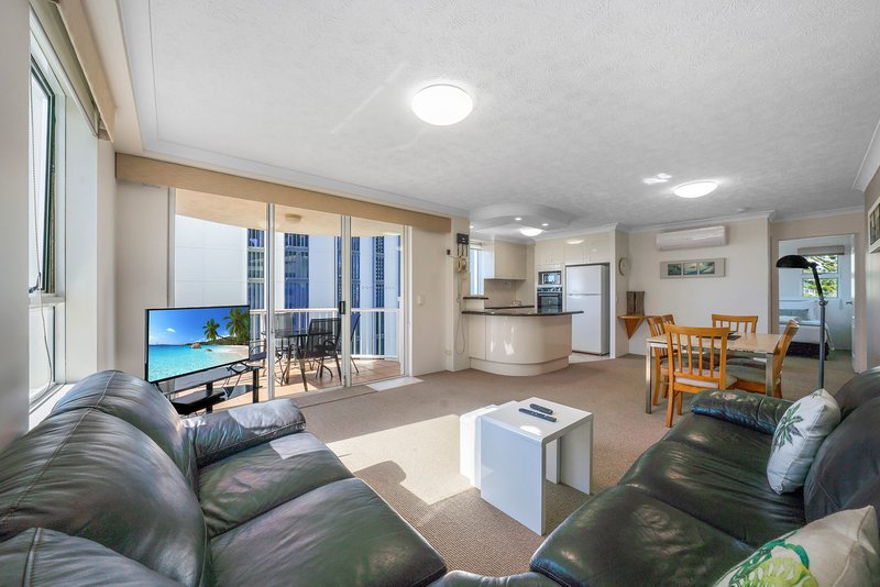 Photo - 601/8 Philip Avenue, Broadbeach QLD 4218 - Image 3