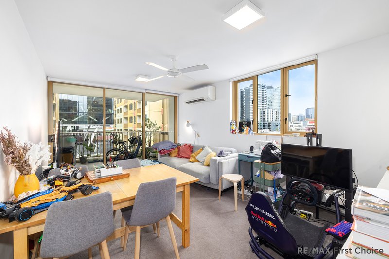 Photo - 601/9 Machinery Street, Bowen Hills QLD 4006 - Image 5