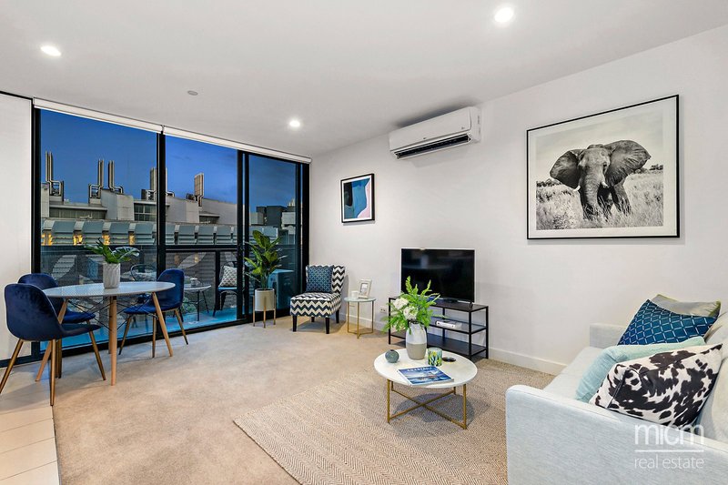 Photo - 601/97 Flemington Road, North Melbourne VIC 3051 - Image 2