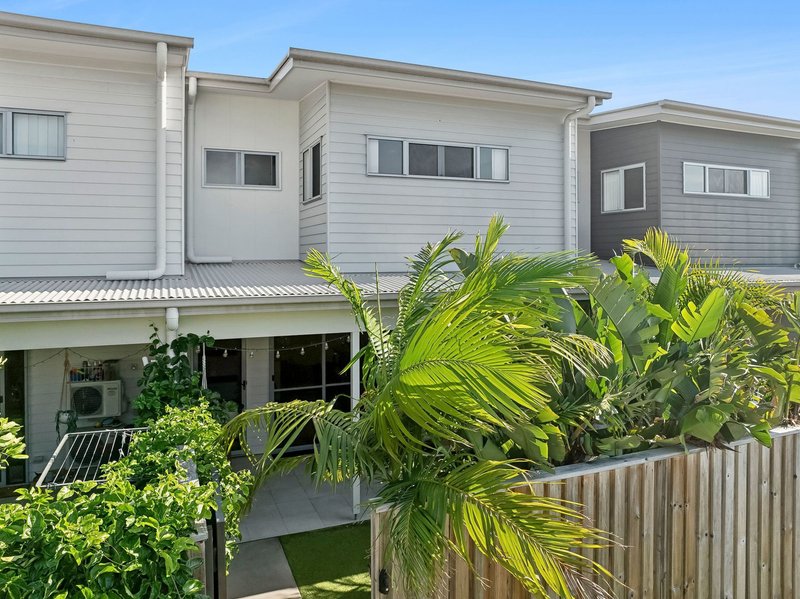 Photo - 60/1a Regatta Boulevard, Wurtulla QLD 4575 - Image 2