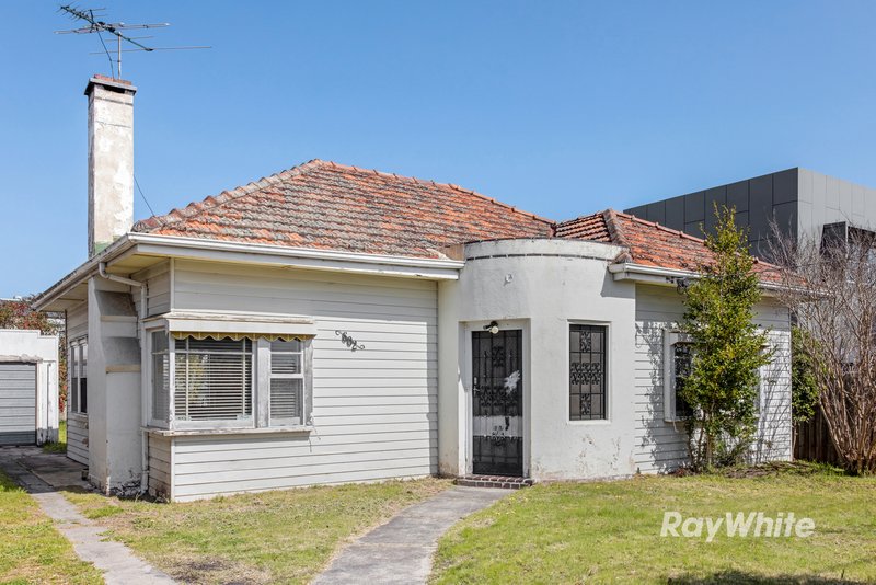 Photo - 602 Centre Road, Bentleigh VIC 3204 - Image 1