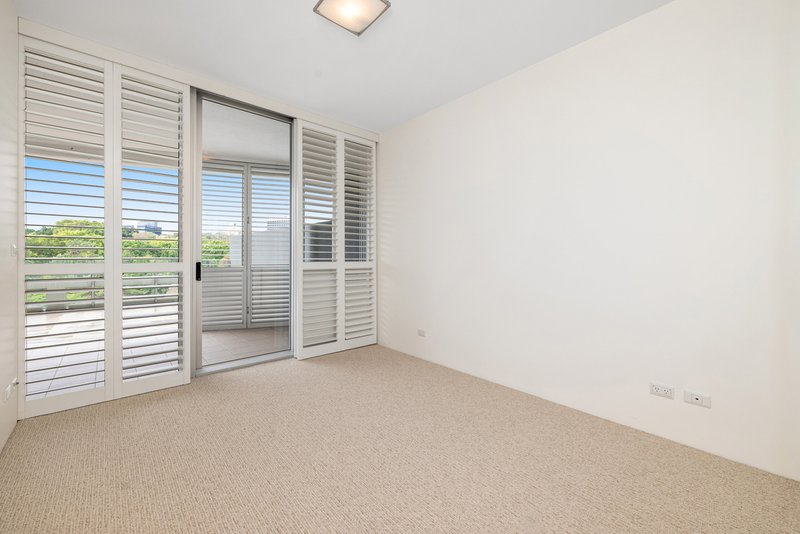 Photo - 6020/6 Parkland Boulevard, Brisbane City QLD 4000 - Image 9