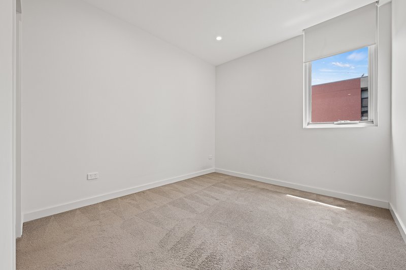 Photo - 602/123 Bowden Street, Meadowbank NSW 2114 - Image 7