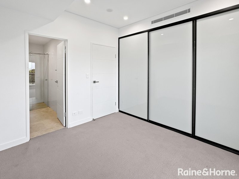 Photo - 602/12B Carson Lane, St Marys NSW 2760 - Image 3