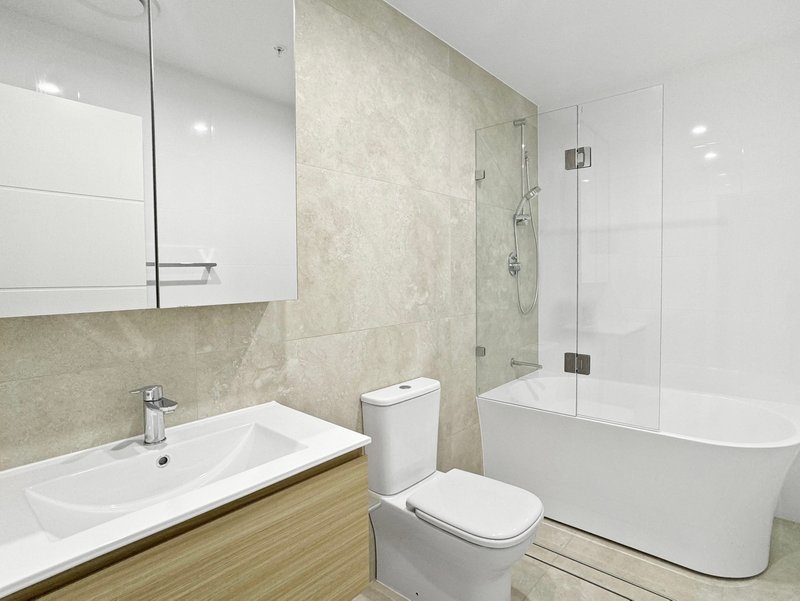 Photo - 602/12B Carson Lane, St Marys NSW 2760 - Image 4