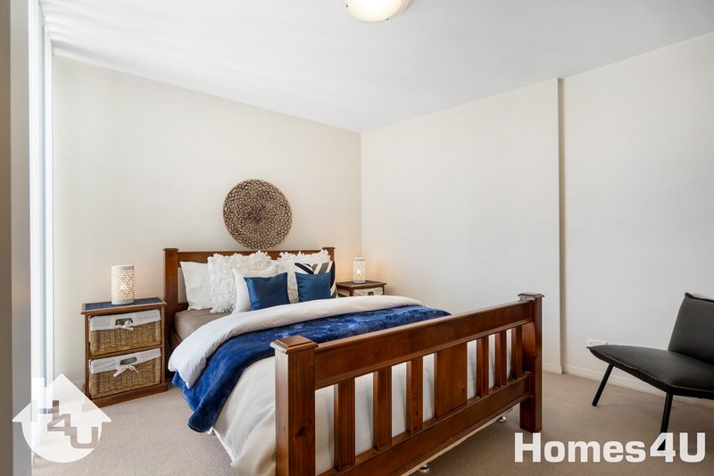 Photo - 602/14 Oxley Avenue, Woody Point QLD 4019 - Image 12