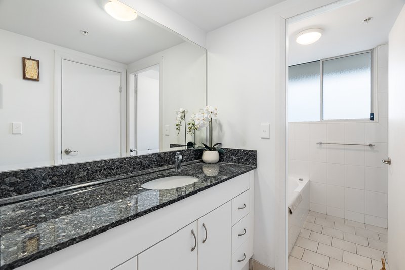 Photo - 602/18 Dening Street, The Entrance NSW 2261 - Image 5