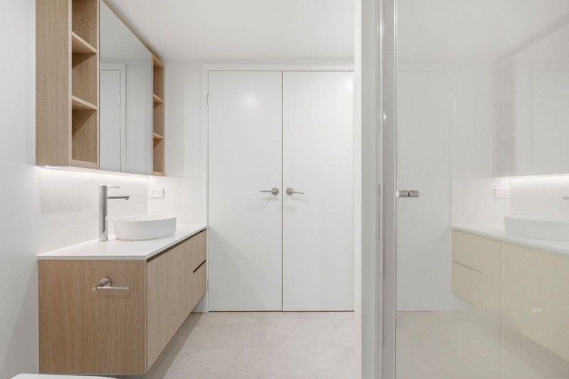 Photo - 602/21-25 Carl Street, Woolloongabba QLD 4102 - Image 6