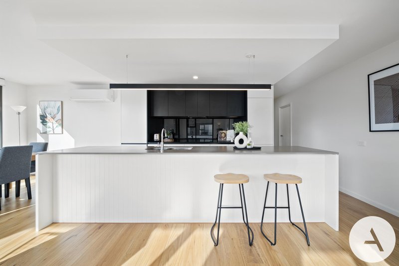 Photo - 602/21 Challis Street, Dickson ACT 2602 - Image 6