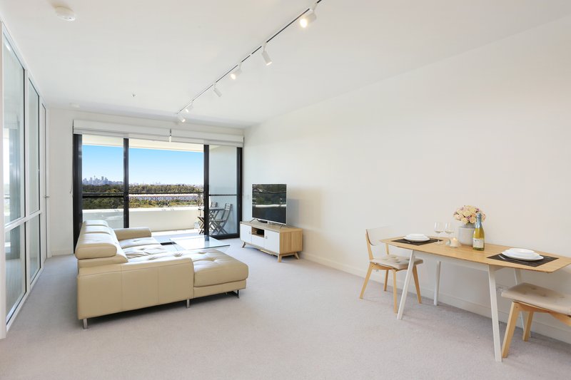 Photo - 602/26 Levey Street, Wolli Creek NSW 2205 - Image 3