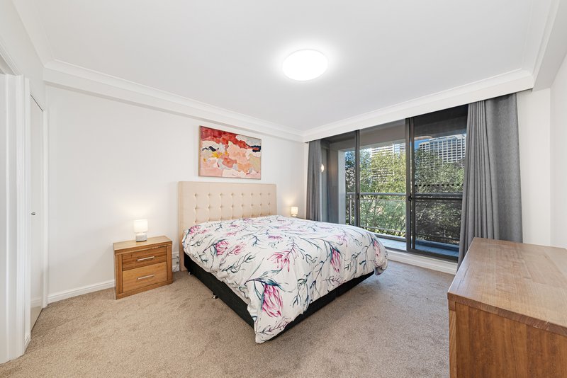 Photo - 602/281 Elizabeth Street, Sydney NSW 2000 - Image 5