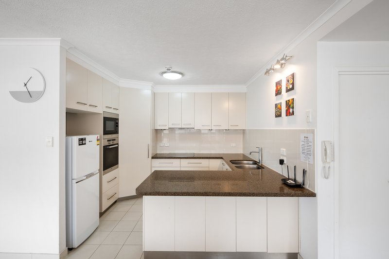 Photo - 602/35 Astor Terrace, Spring Hill QLD 4000 - Image 4