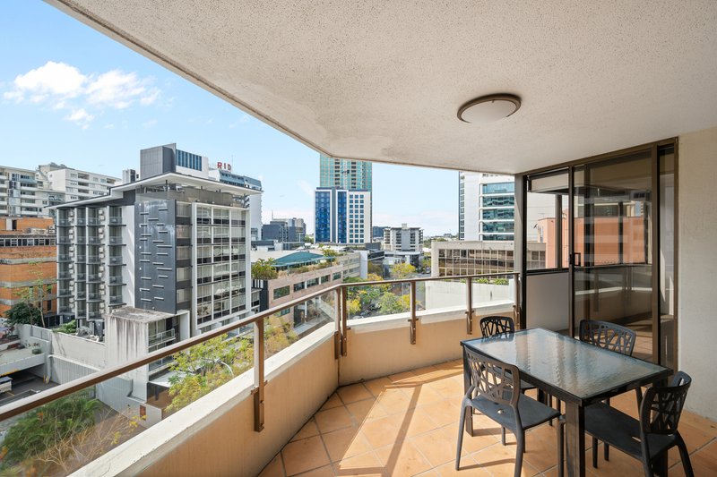Photo - 602/35 Astor Terrace, Spring Hill QLD 4000 - Image 8