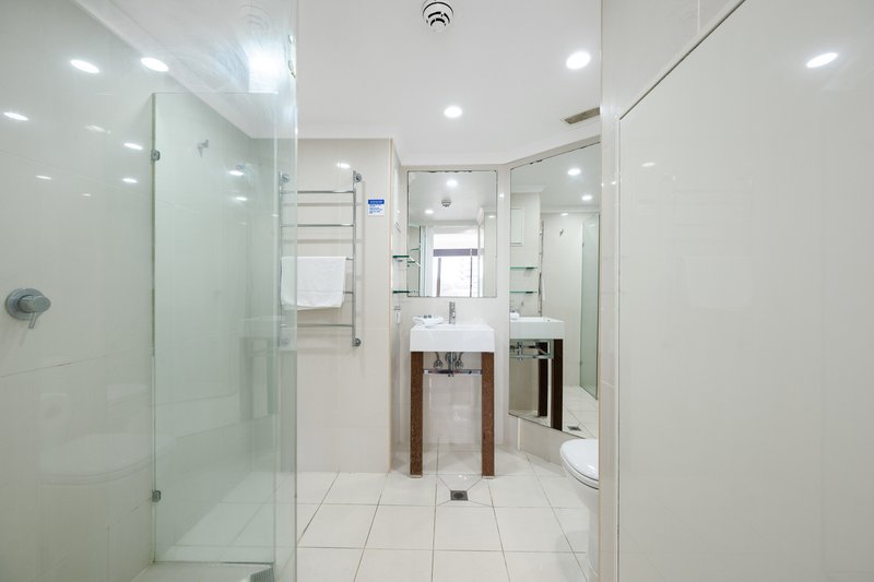 Photo - 602/35 Astor Terrace, Spring Hill QLD 4000 - Image 10