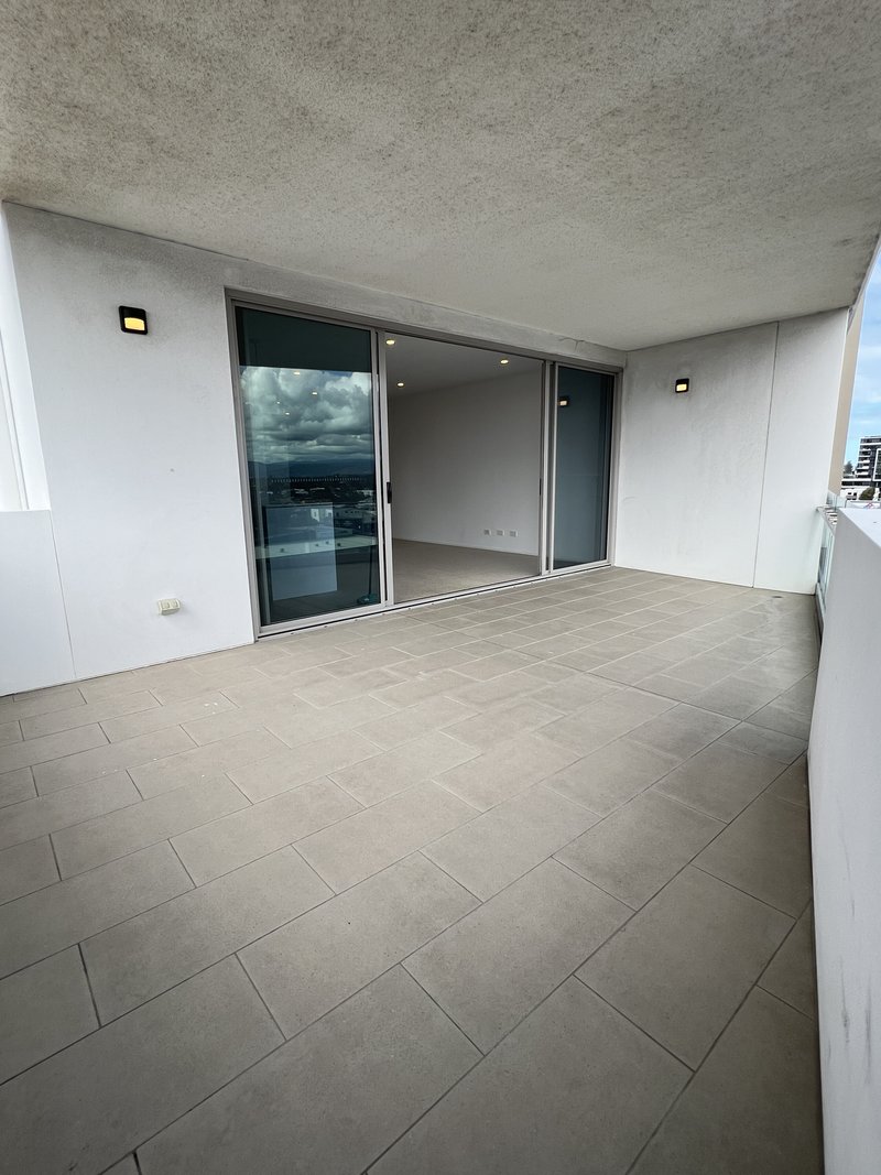 Photo - 602/51 Peerless Avenue, Mermaid Beach QLD 4218 - Image 15