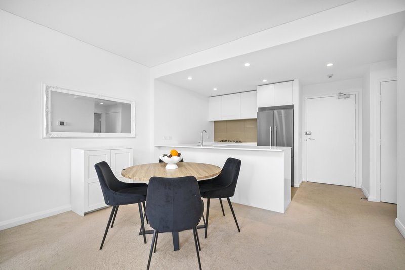 Photo - 602/8 Marine Parade, Wentworth Point NSW 2127 - Image 3