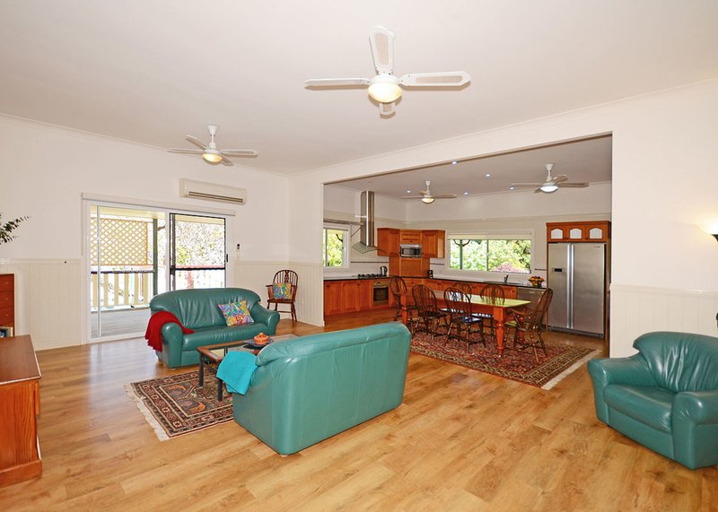 Photo - 603 Charlton Esplanade, Urangan QLD 4655 - Image 4