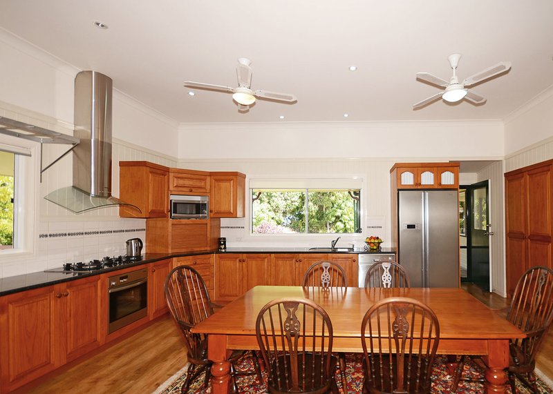 Photo - 603 Charlton Esplanade, Urangan QLD 4655 - Image 7