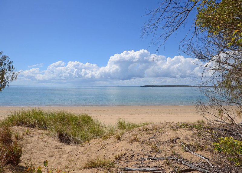 Photo - 603 Charlton Esplanade, Urangan QLD 4655 - Image 23