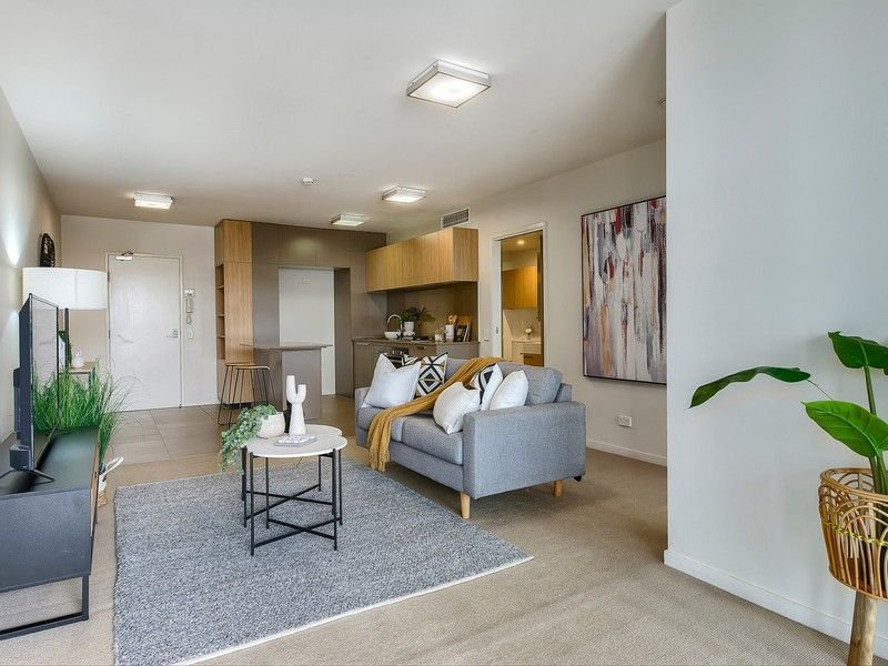 Photo - 603/1 Aspinall Street, Nundah QLD 4012 - Image 6
