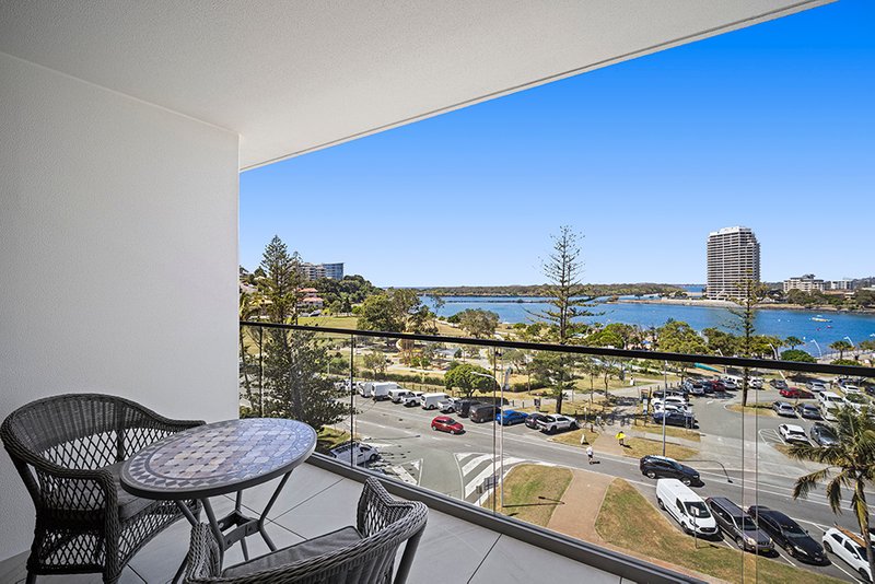 Photo - 603/144-146 Marine Parade, Coolangatta QLD 4225 - Image 4