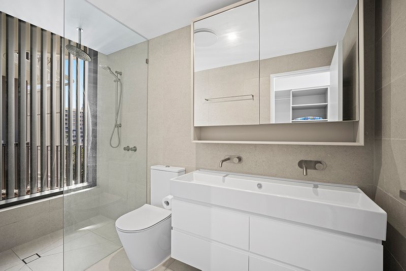 Photo - 603/144-146 Marine Parade, Coolangatta QLD 4225 - Image 8