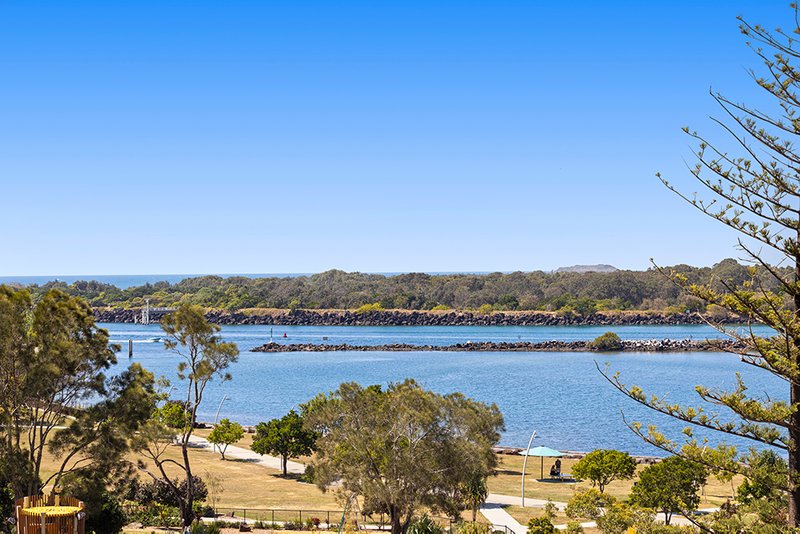 Photo - 603/144-146 Marine Parade, Coolangatta QLD 4225 - Image 11