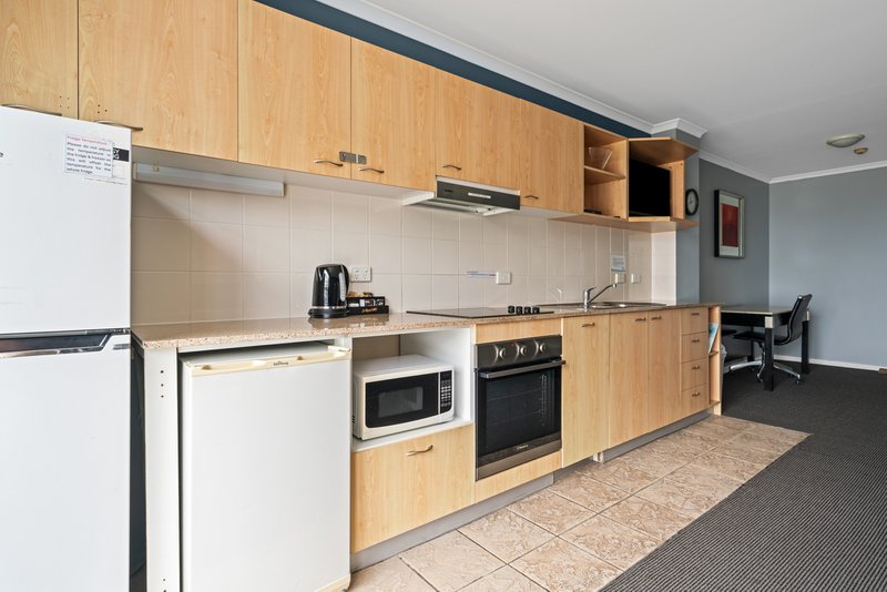 Photo - 603/18 Coral Street, The Entrance NSW 2261 - Image 10