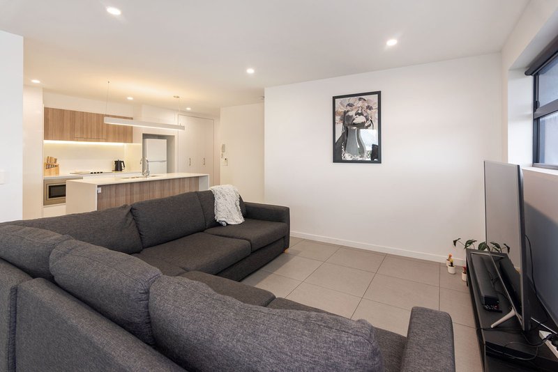 Photo - 603/18 Mermaid Street, Chermside QLD 4032 - Image 3