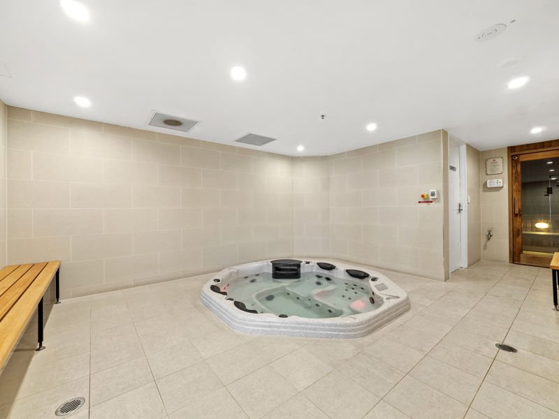 Photo - 603/1A Glenelg Street, South Brisbane QLD 4101 - Image 6