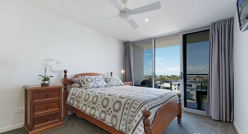 Photo - 603/4 Anderson Street, Scarborough QLD 4020 - Image 8