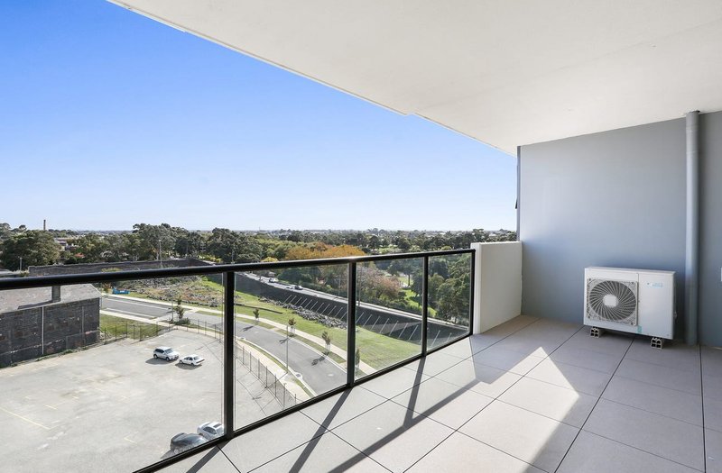 Photo - 603/4 Moonering Drive, Coburg VIC 3058 - Image 5