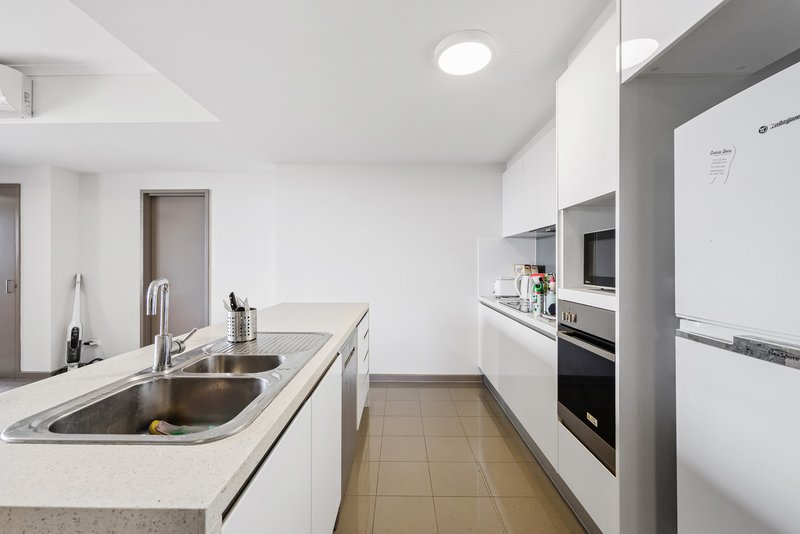 Photo - 603/58 Grose Avenue, Cannington WA 6107 - Image 6