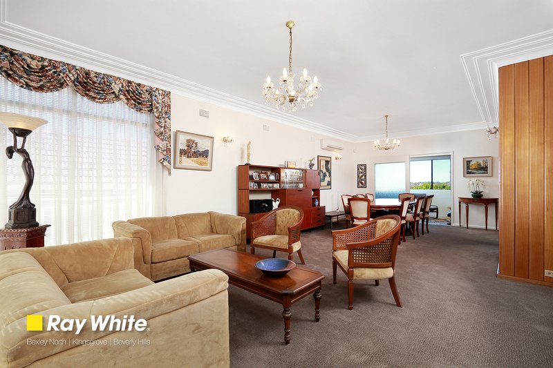 Photo - 604 Homer Street, Kingsgrove NSW 2208 - Image 4