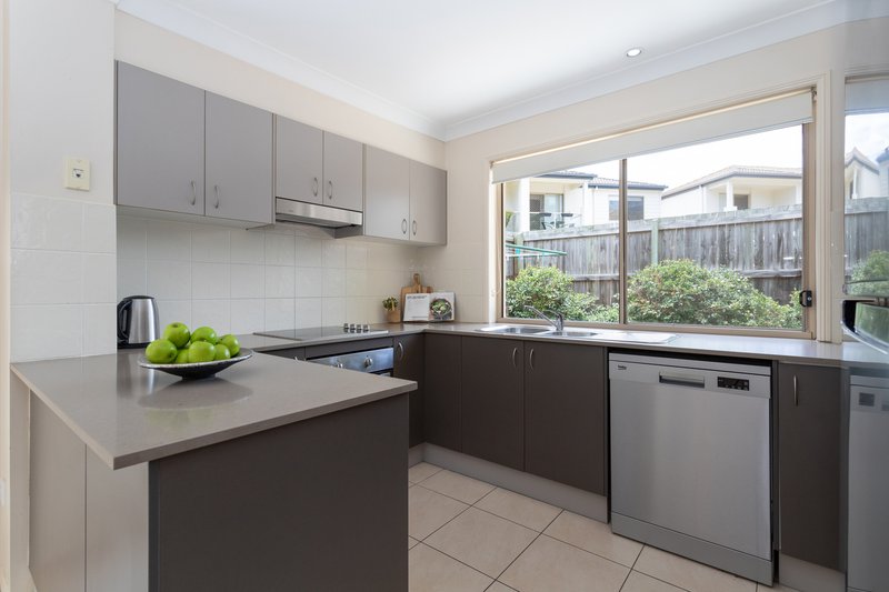 Photo - 60/40 Hargreaves Road, Manly West QLD 4179 - Image 5