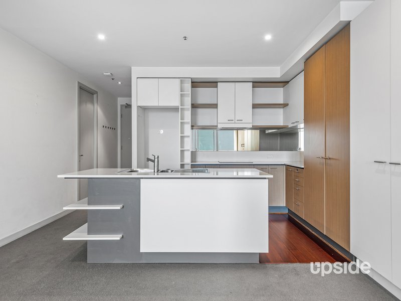 Photo - 604/12 Yarra Street, South Yarra VIC 3141 - Image 5