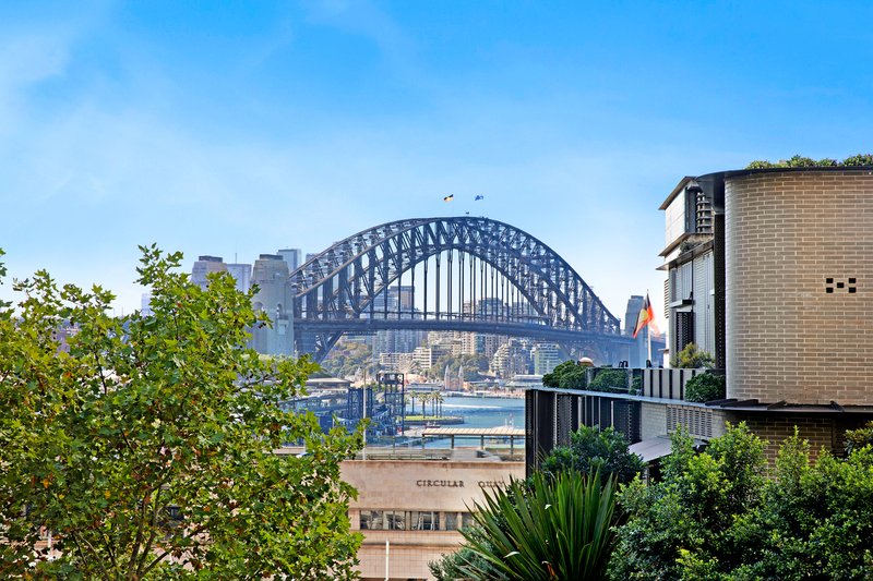 Photo - 604/18 Loftus Street, Sydney NSW 2000 - Image 10