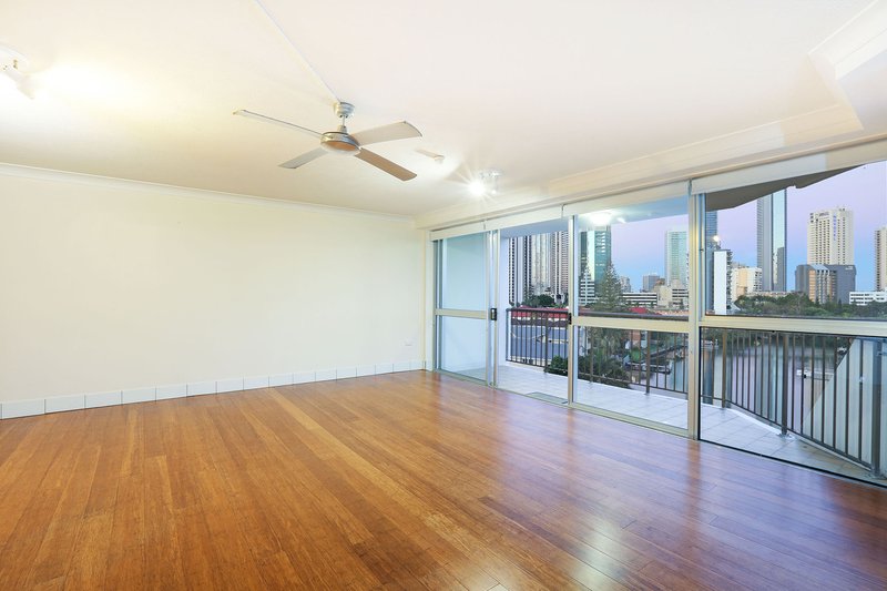 Photo - 604/21 Peninsular Drive, Surfers Paradise QLD 4217 - Image 9