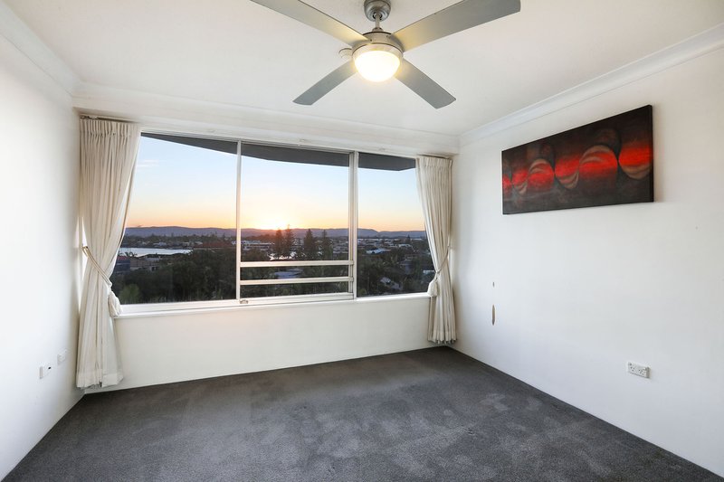 Photo - 604/21 Peninsular Drive, Surfers Paradise QLD 4217 - Image 15