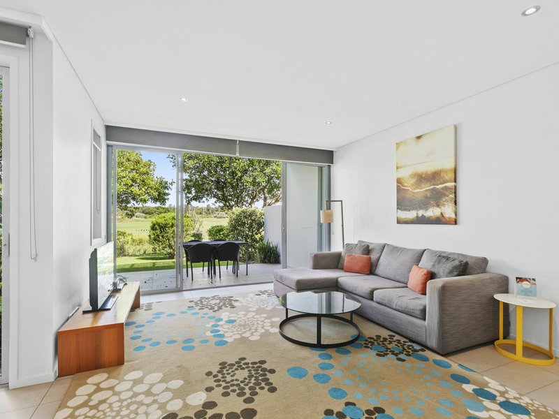 Photo - 604/3 Turnberry Avenue, Magenta NSW 2261 - Image 3