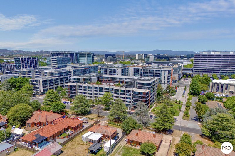 Photo - 604/55 Currong Street, Braddon ACT 2612 - Image 2