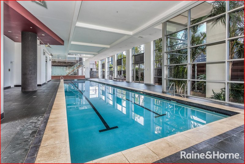 Photo - 6045/6 Parklands Boulevard, Brisbane QLD 4000 - Image 7