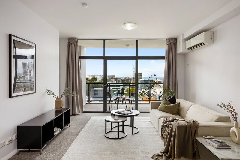 Photo - 604/6-10 Gladstone Avenue, Wollongong NSW 2500 - Image 2