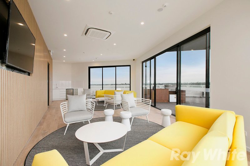 Photo - 604/7 Balcombe Road, Mentone VIC 3194 - Image 9