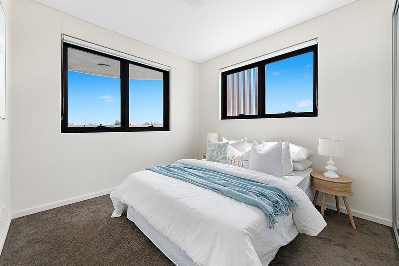 Photo - 604/8 Burwood Road, Burwood NSW 2134 - Image 10